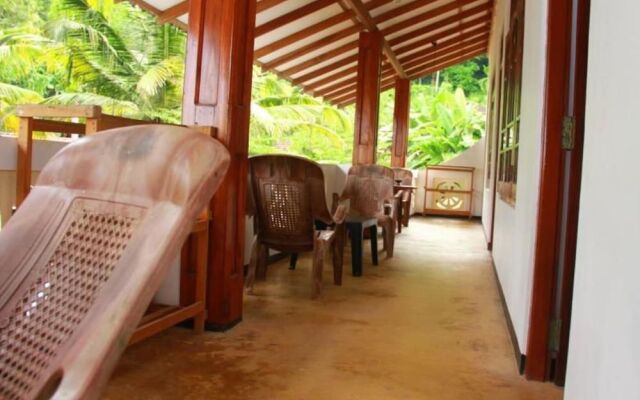 Dinu's Resort