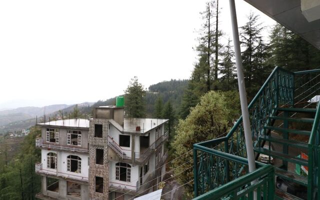 OYO 13316 Home Mountain View 1 BHK Mashobra