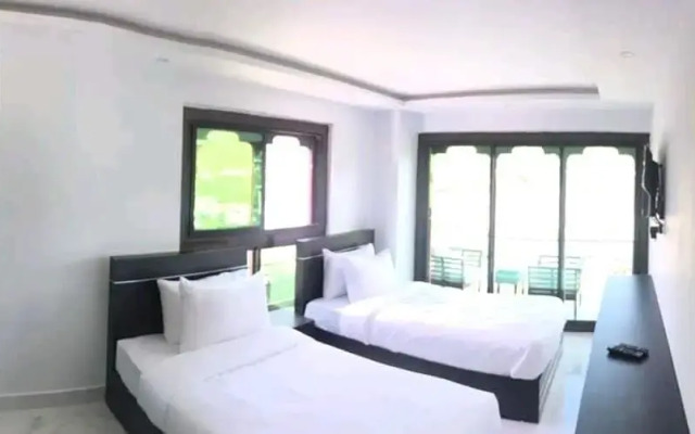 Hotel Glory
