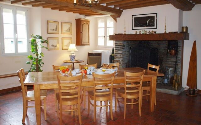 Normandy Getaways at Mis Harand
