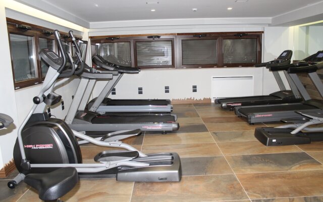National Park Hotel & Spa