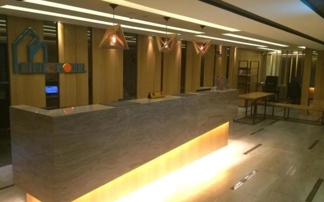 Fine Hotel