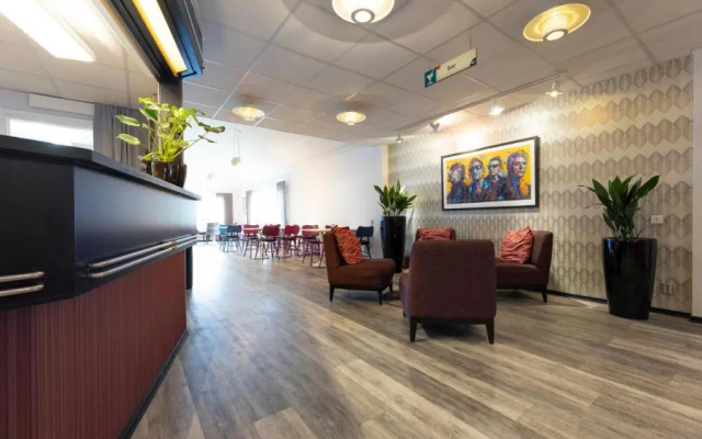 Ibis Hotel