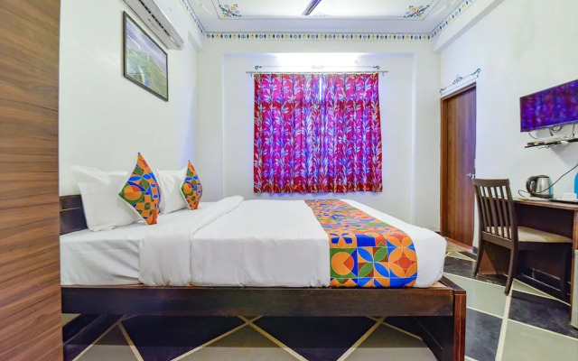 Fabhotel Achrol Palace