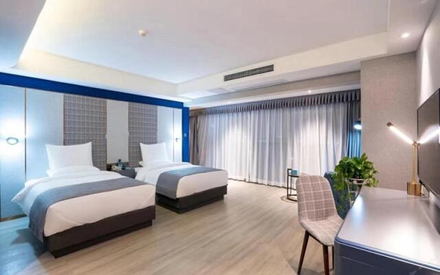 LanOu Hotel Guiyang High-Speed Railway North Station