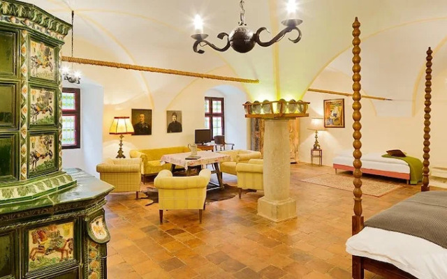 Schloss Ernegg