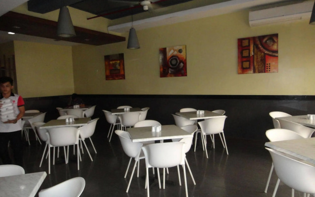 Express Inn - Cebu Hotel