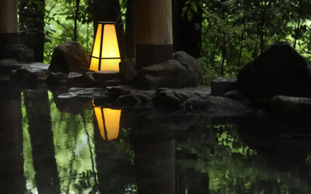 Yamanaka Onsen Shirasagiyu Tawaraya