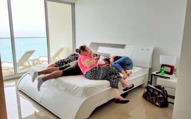 H2 Condominio Cartagena