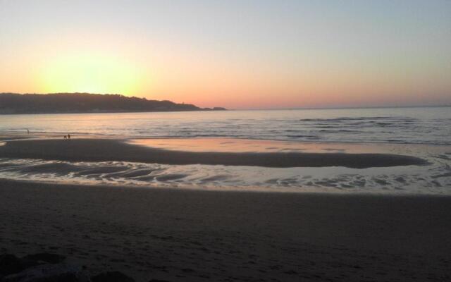 Hendaye Beach Studio, front de mer avec parking privé