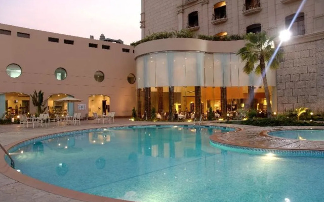 Отель Move Inn Jeddah