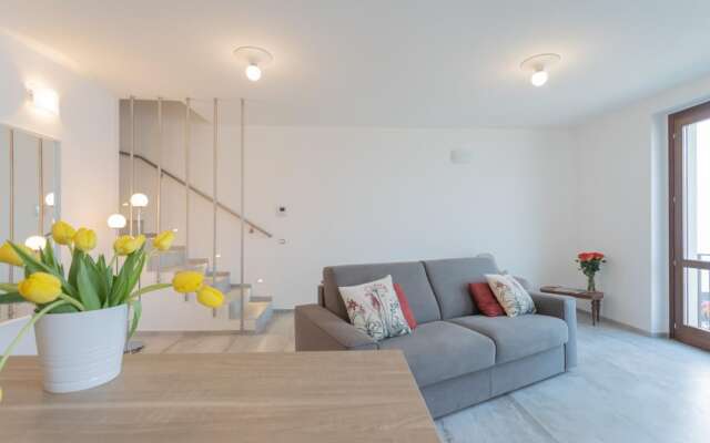 Dream Lake Apartments