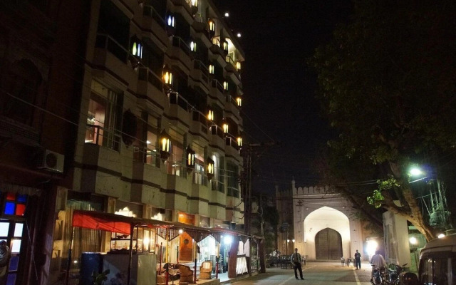 FortVista Eatery & Lodges Lahore