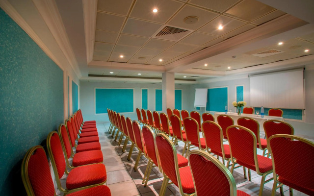 Kapetanios Limassol Hotel