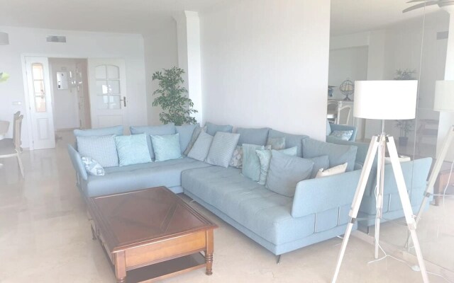 Apartment With 4 Bedrooms in Estepona, With Wonderful sea View, Furnished Balcony and Wifi