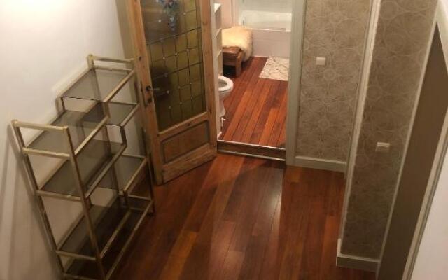karaktervolle woning met zwembad te Ronse