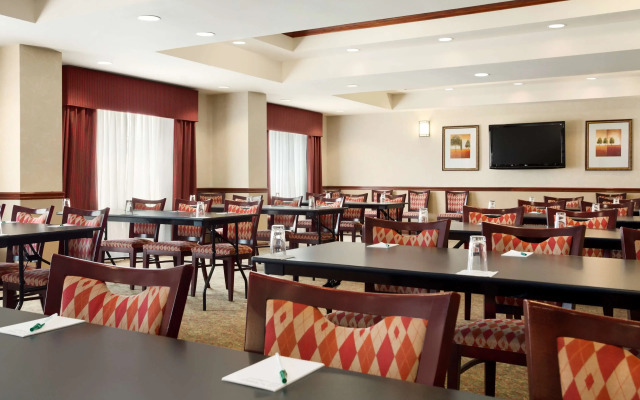 Country Inn & Suites by Radisson, Conway, AR