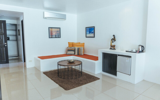 Calypso Beach & Dive Resort
