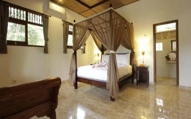 Pekak Mangku Guest House