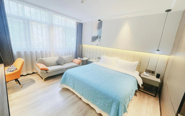 Jieyang Victoria Holiday Business Hotel