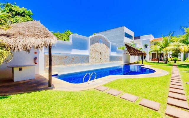 Gorgeous 8 People Villa With Pool Playacar Phase 2