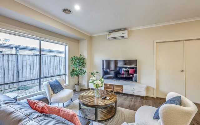 StayAU Pakenham 5 BRM Oasis Pet-friendly