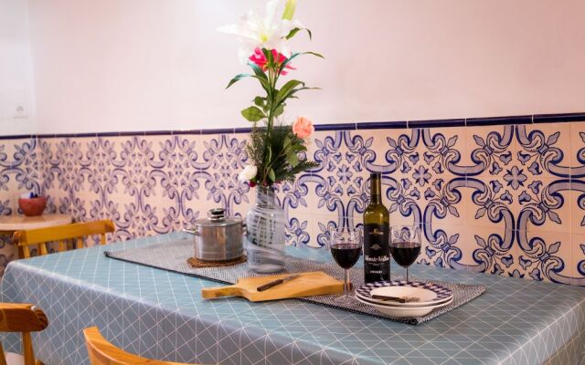 Historical Central House By Dreamalgarve