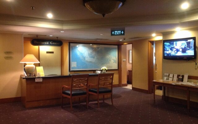Menara Peninsula Hotel Jakarta