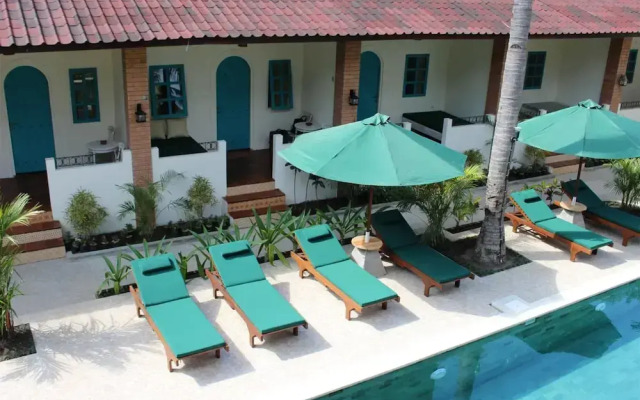 White Coconut Cottage