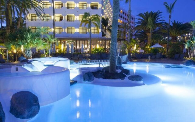 Corallium Beach by Lopesan Hotels - Adults Only