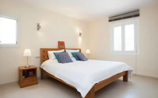 Cami Vell Apartment