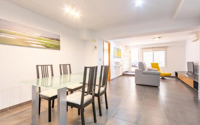 Alhondiga Oasis Suite by Valcambre