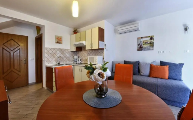 Apartments house Tomic for max 22 persons Maj Poreč - Apartment in Porec - Photo 2