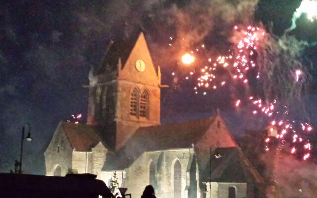 Kyriad Carentan