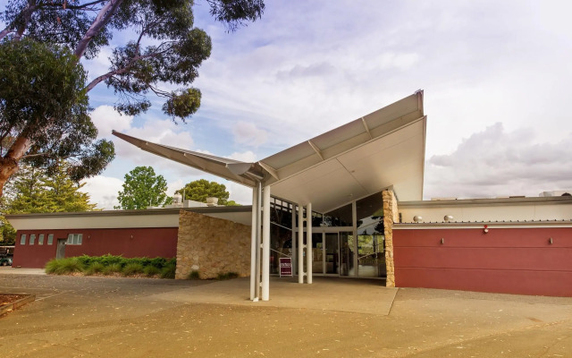 Renmark Resort