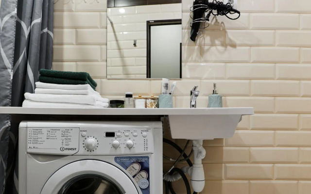 С.Утками на проспекте Литейный