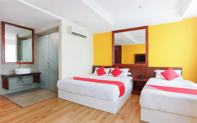 Capital O 91154 Oyo Super Cowboy Hotel Melaka