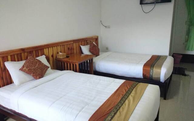 Full Moon Guest House