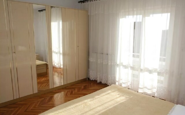 Apartments & Rooms Nada