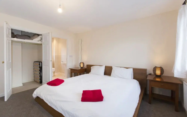 5 Rosebay Gardens