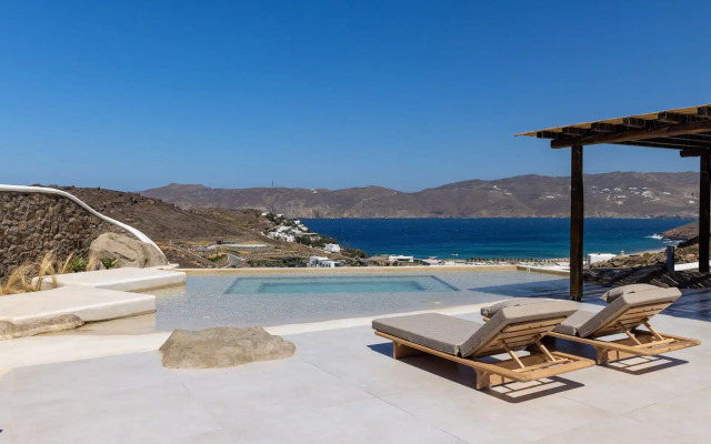 Monogram Travel Mykonos