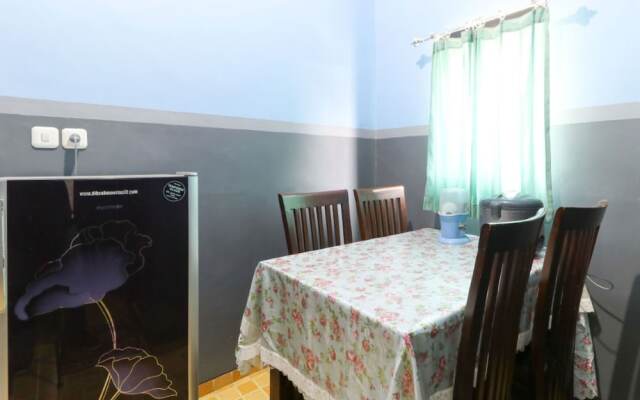 Diksa Homestay Malang