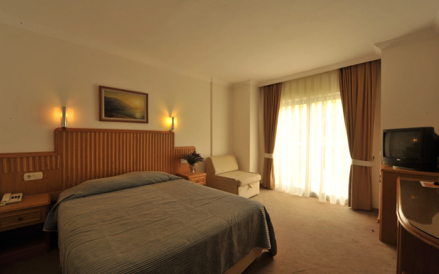 Belcehan Hotel