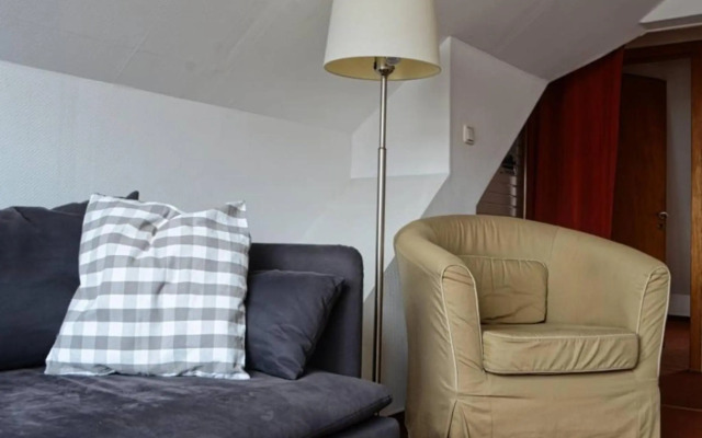 Haus Cathleen, Atelierwohnung