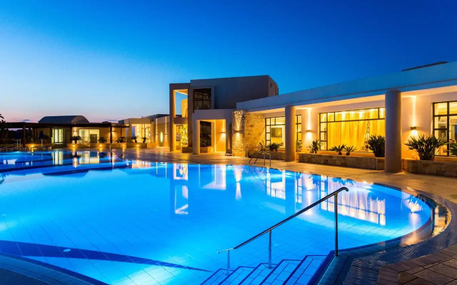 Grand Hotel Holiday Resort