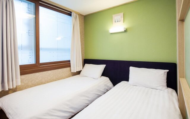 Western Coop Residence Dongdaemun