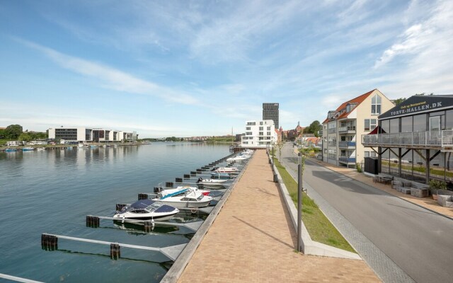 Luxury City Harbour apartment 2 bedroom