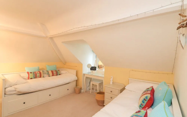 5 Melbury