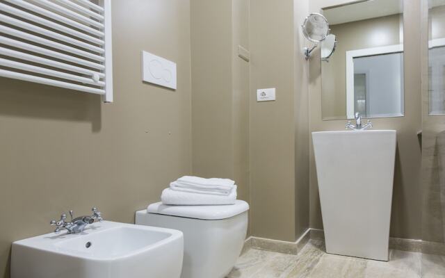 Household - Settembrini 17