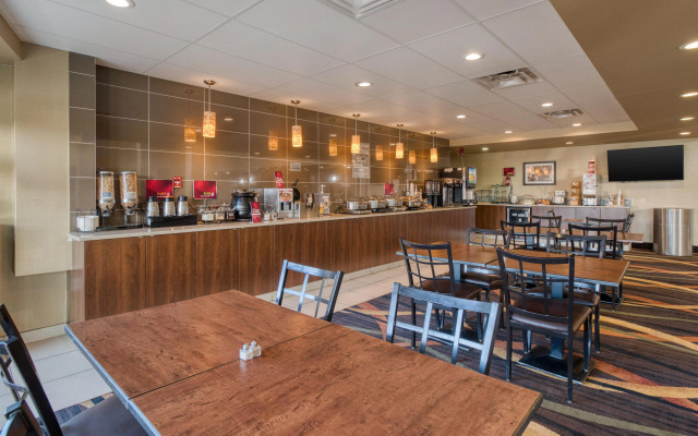 Best Western Plus Fox Creek